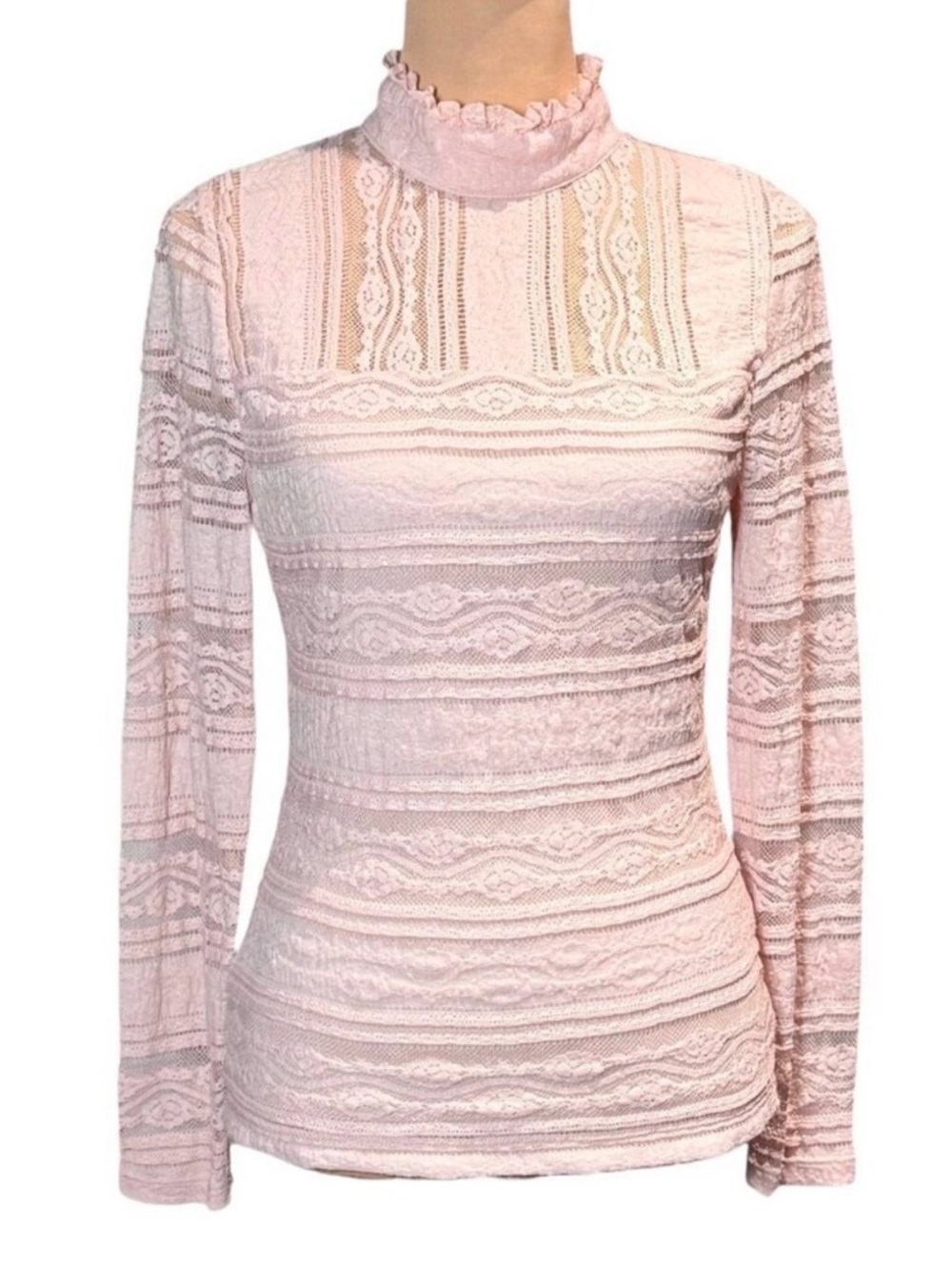 VTG Y2K BEBE  Lace Top Sz.M Petal Pink Stretch Coquette Romantic Victorian Boho